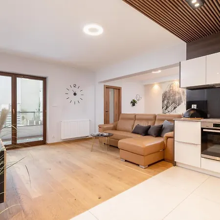 Chopina Cracow By Renters Apartment *