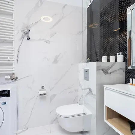 Chopina Cracow By Renters Apartment